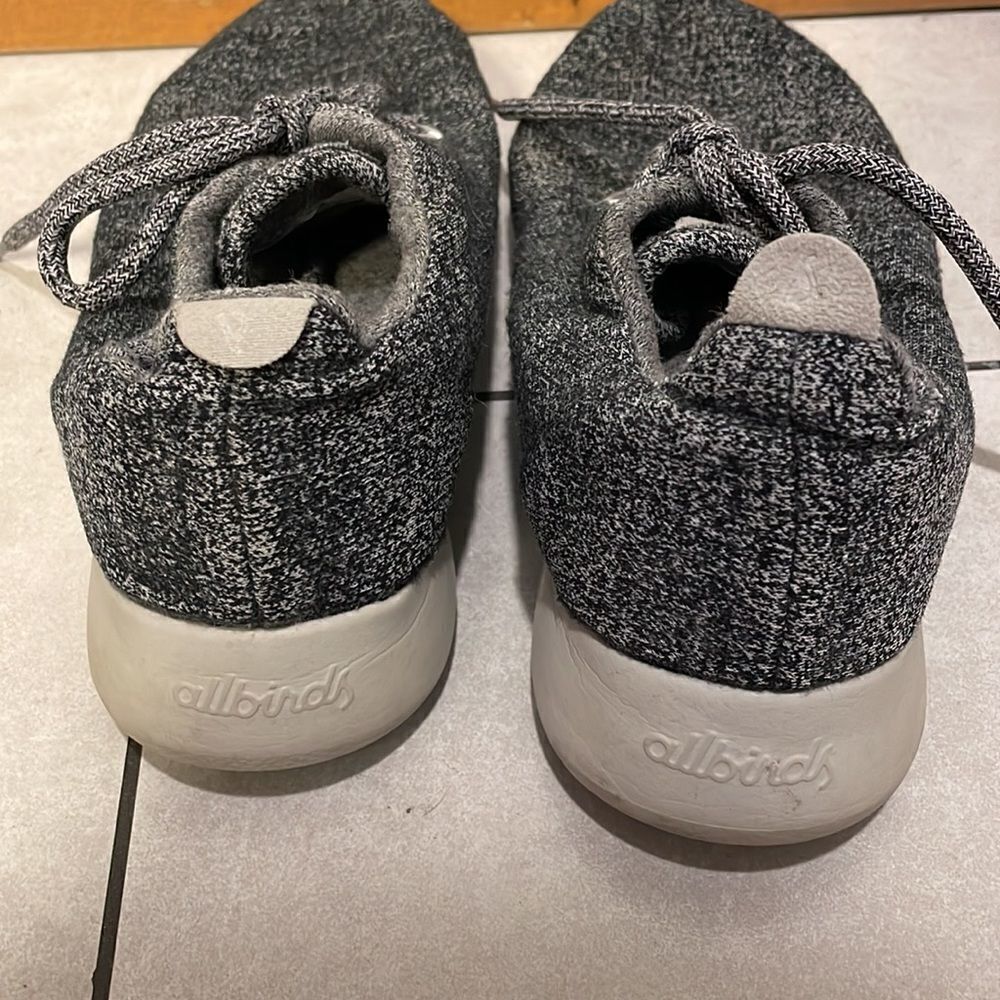 Allbirds woman’s grey specked wool runners - Picture 4 of 10